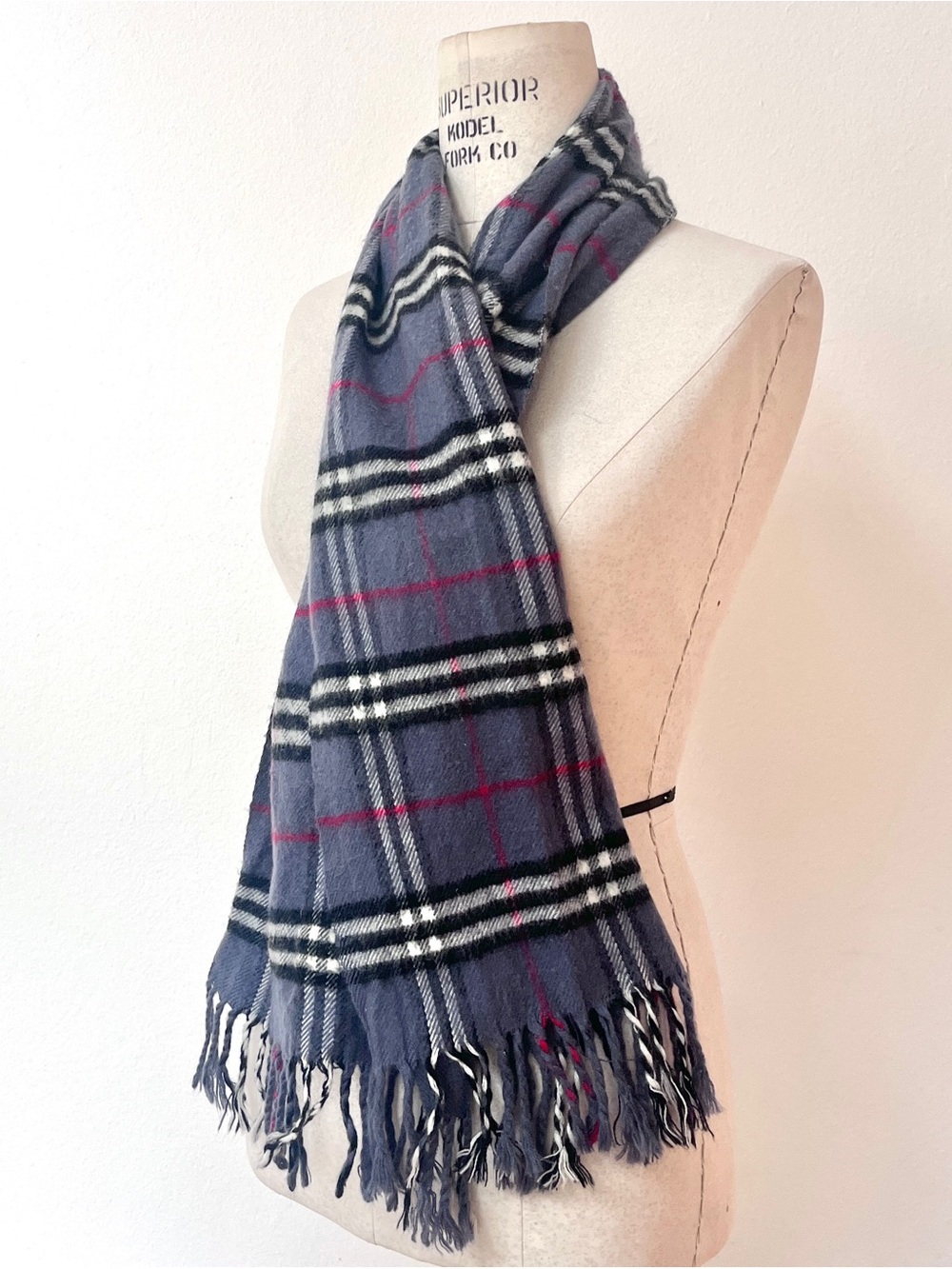 Vintage Royal Rossi 100% Cashmere Scarf Gray Plaid Tartan Fringe